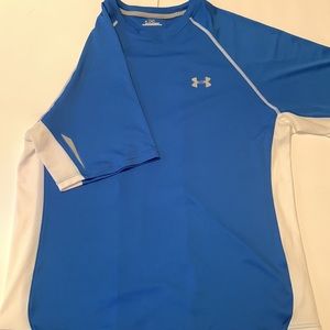 Men’s Under Armour short sleeve  athletic shirt. Mens large. Blue and white.